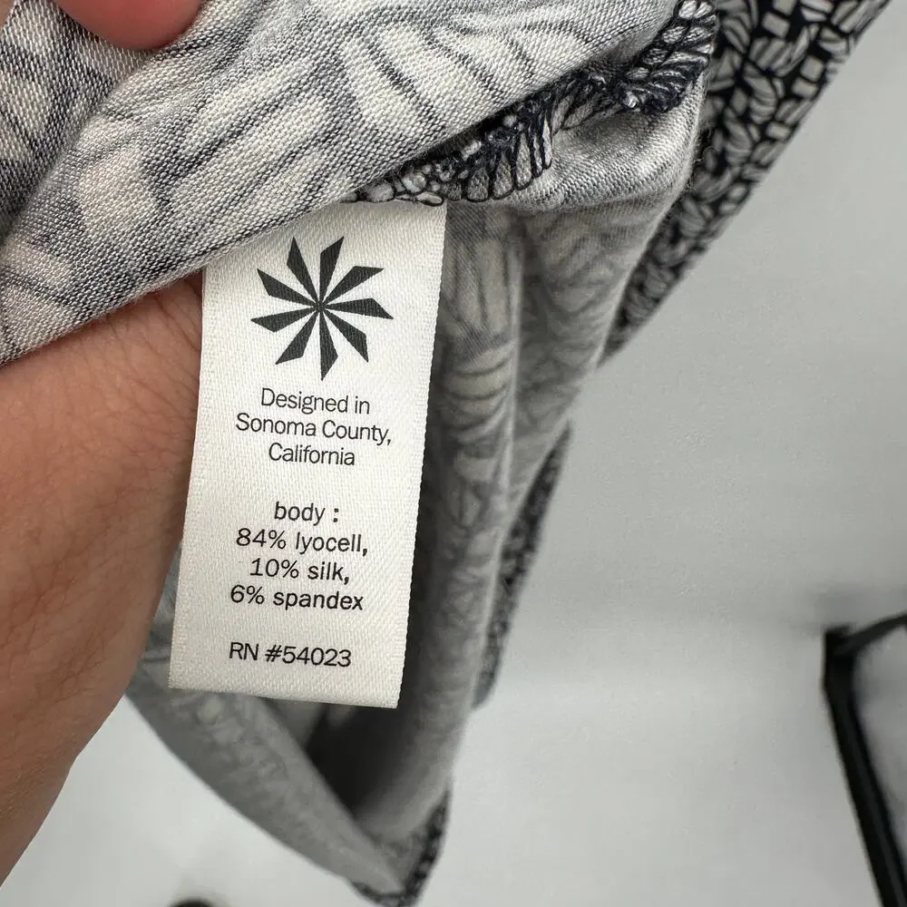 ATHLETA Encinitas Lively Stretch Jersey Silk Blend Print Dress // S - Picture 9 of 13